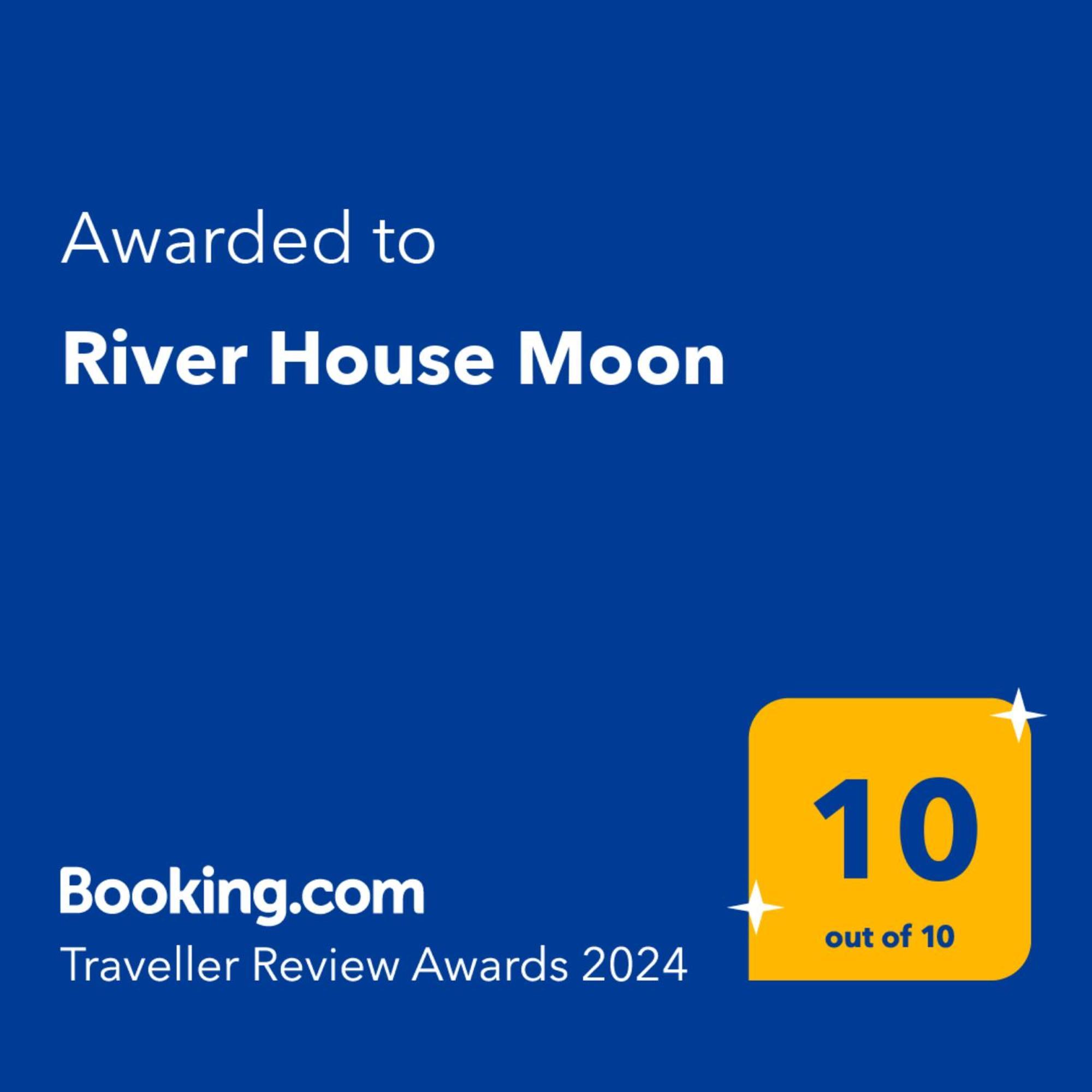 River House Moon Gospić 外观 照片